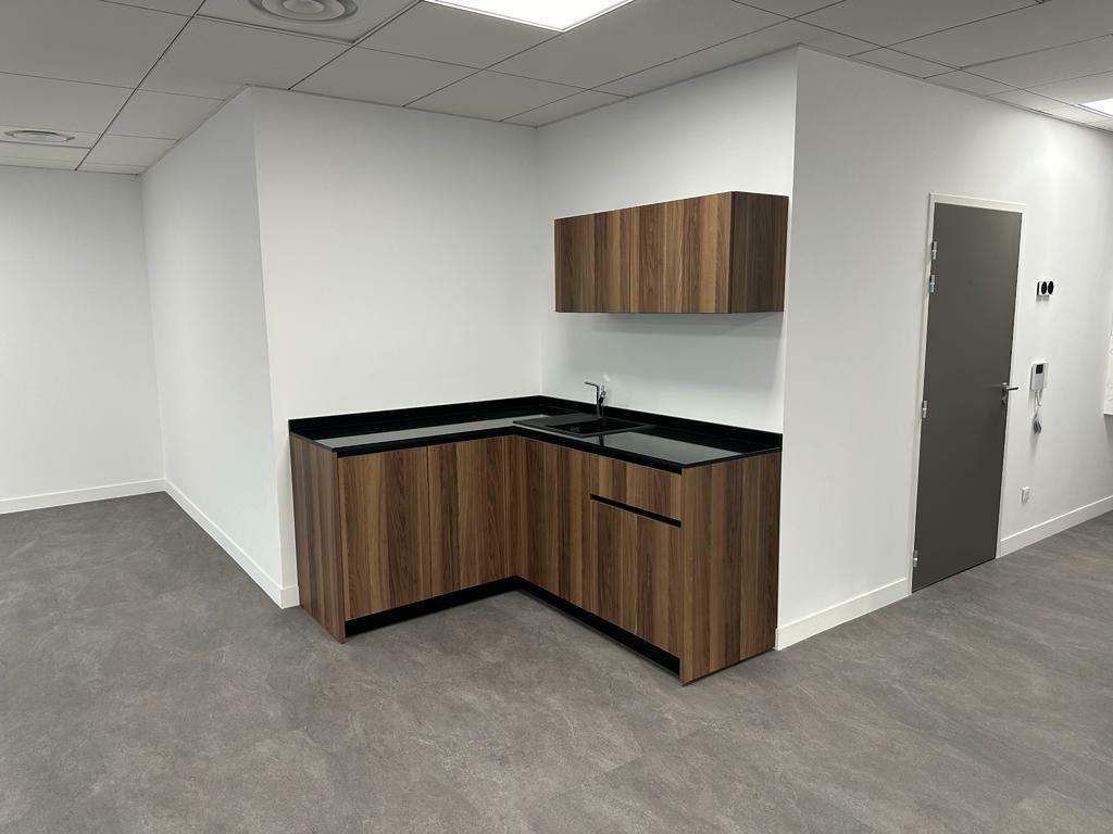 Bureau Aubagne 364m² Location bureau Aubagne Bouches-du-Rhône OLBUR2318207 6
